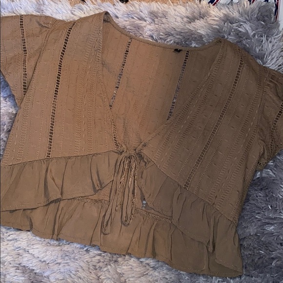 Green tie top - Picture 1 of 1